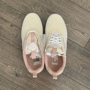 Kyle walker pro vans! Never used! Size 6